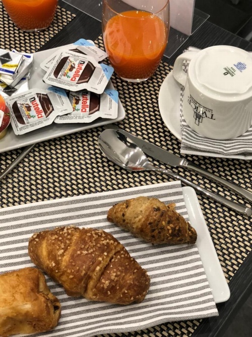 Twice - Naples image 13