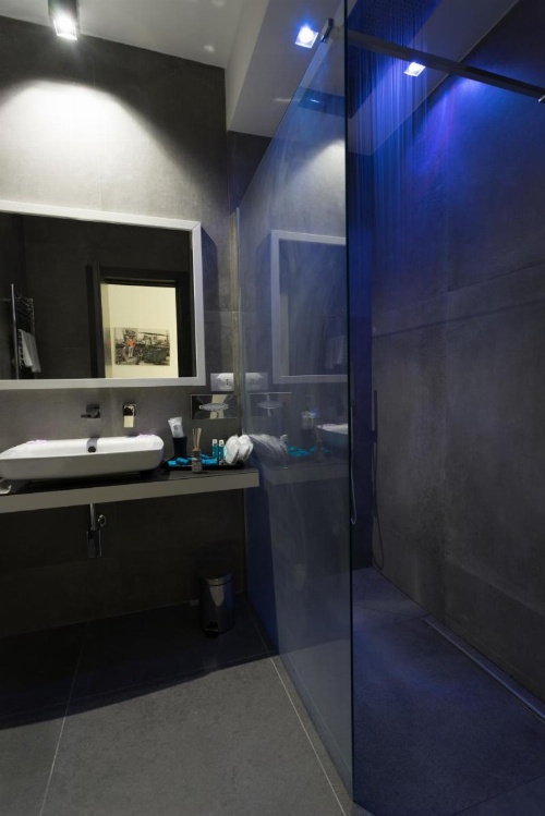 Twice - Naples image 34