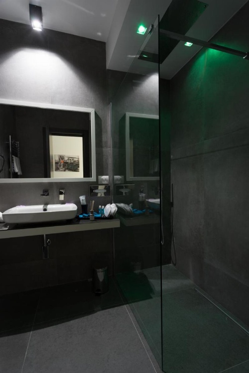 Twice - Naples image 36